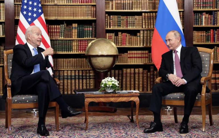 Biden avisa que se Navalny morrer as consequências serão “devastadoras” para a Rússia