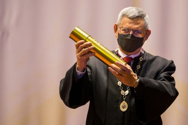 Universidade Portucalense atribuiu título ‘Honoris Causa’ ao PR de Cabo Verde