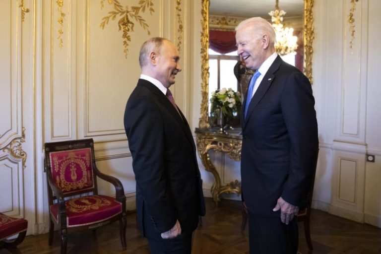 Biden e Putin declaram compromisso com a segurança estratégica