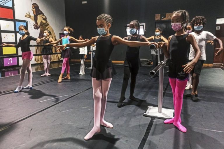 Apoio português leva ballet clássico a crianças cabo-verdianas no Mindelo