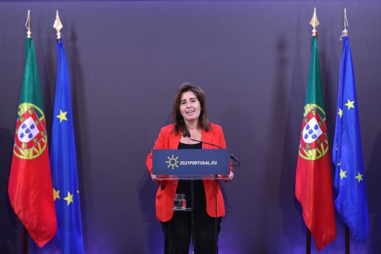 Situações de trabalho temporário que duram décadas são inaceitáveis — Ana Mendes Godinho