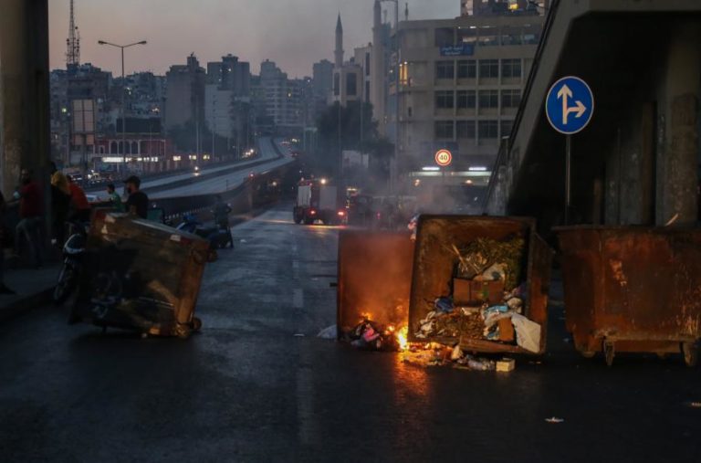 Quase 20 pessoas feridas em manifestações no Líbano face à crise económica
