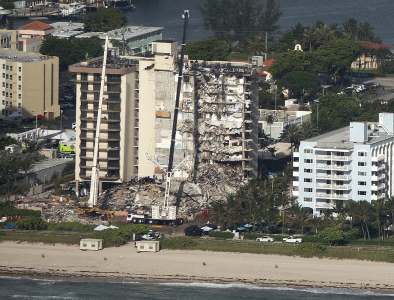 Subiu para nove número de mortos no desabamento de edifício na Florida