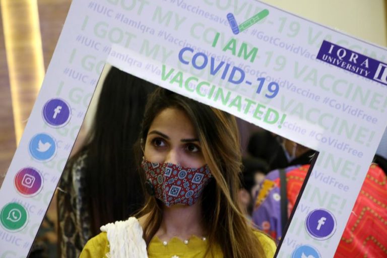 Covid-19: Mais de três mil milhões de vacinadas administradas em todo o mundo