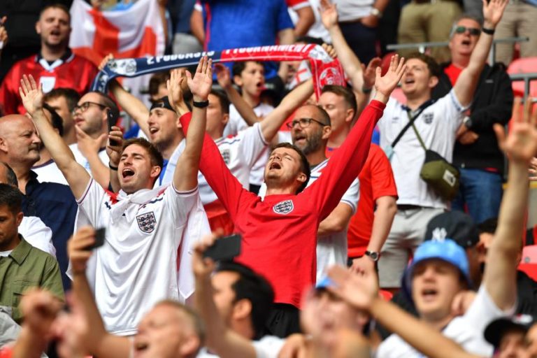 Euro2020: Inglaterra abdica de bilhetes e pede a adeptos para não irem a Roma