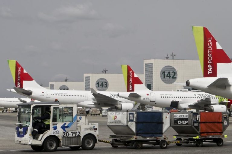 TAP vai pagar subsídio de férias aos trabalhadores da Groundforce