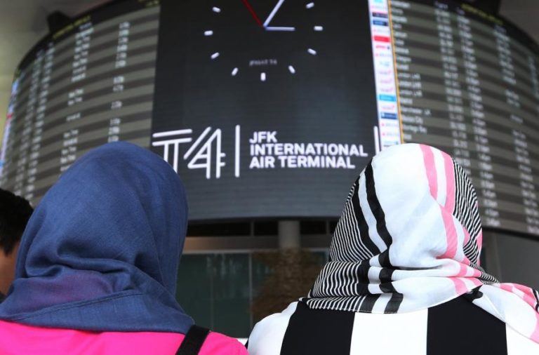 Covid-19: EUA recomendam aos cidadãos que evitem viagens para o Reino Unido