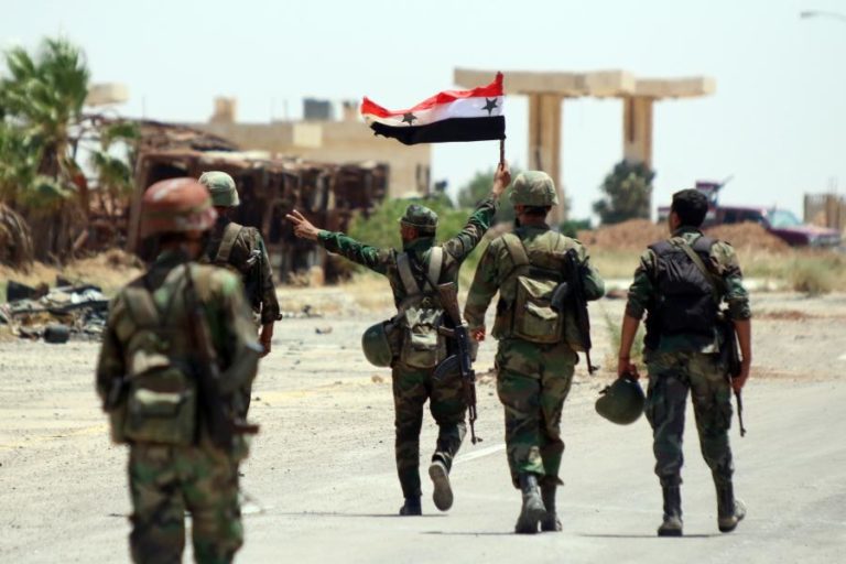 Síria: Severos confrontos entre soldados do regime e rebeldes provocam 16 mortes