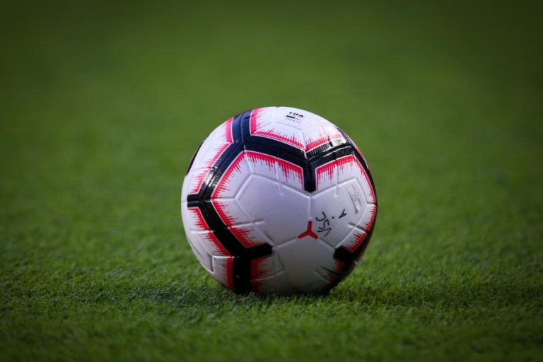 Benfica empresta médio Nuno Santos ao Paços de Ferreira
