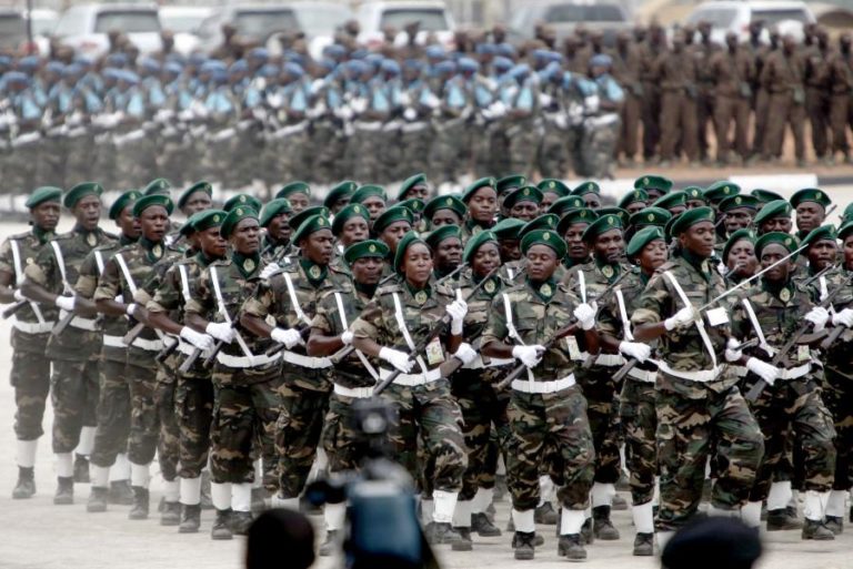 Moçambique/Ataques: Militares angolanos na missão da SADC com custo inicial de 488 mil euros