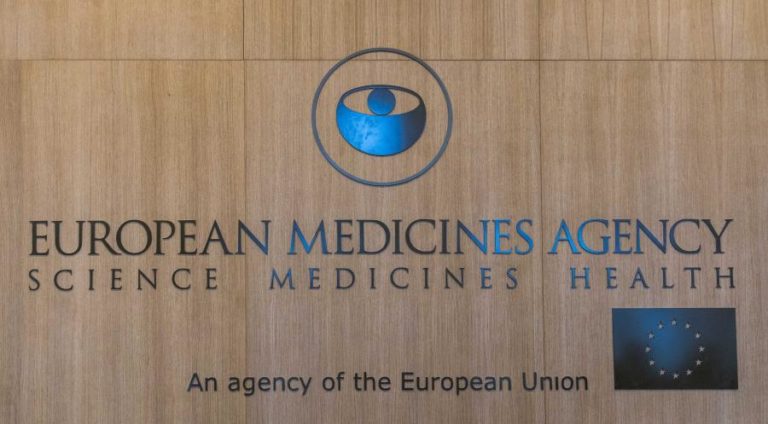 Covid-19: Todas as vacinas aprovadas na UE parecem proteger contra variantes – EMA