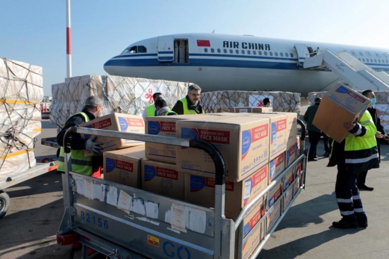 França e Alemanha retaliam decisão de Pequim de suspender voos