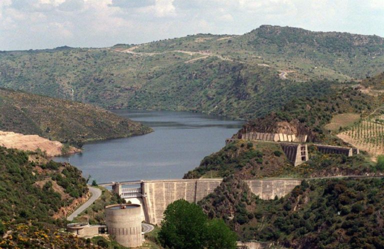 Buscas relacionadas com venda de barragens da EDP realizadas em 11 locais