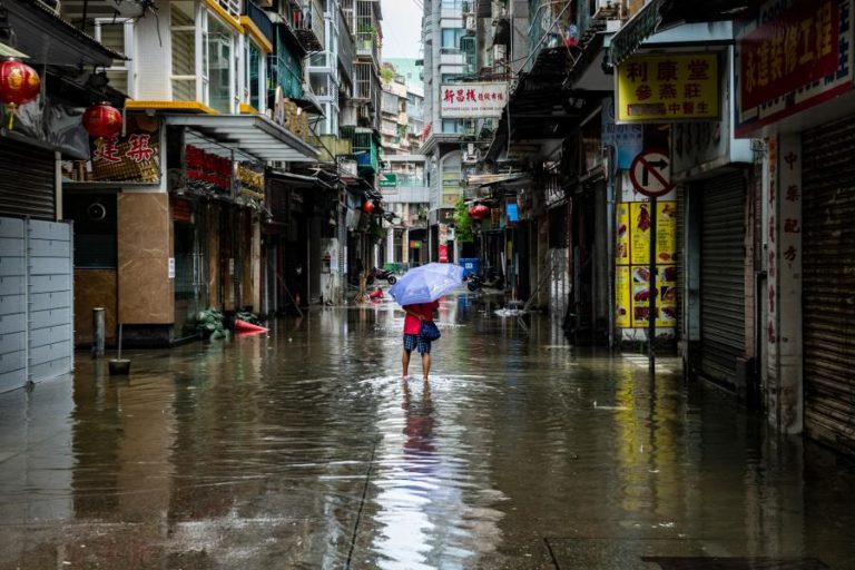Macau emite alerta de tempestade tropical