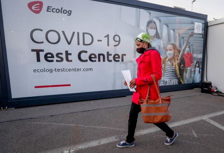 Covid-19: Centro de controlo de doenças antecipa forte aumento do número de casos nas próximas semanas na União