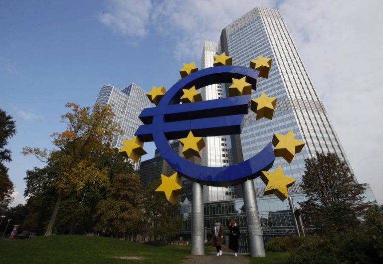 BCE permite aos bancos distribuir dividendos, mas recomenda prudência