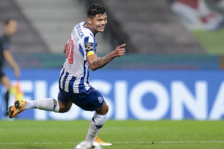 Evanilson e Otávio regressam aos treinos no FC Porto