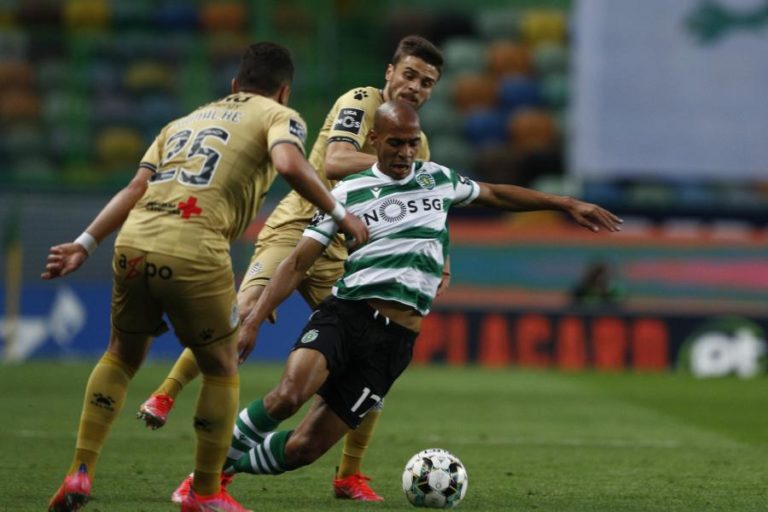 Internacional português João Mário é reforço do Benfica