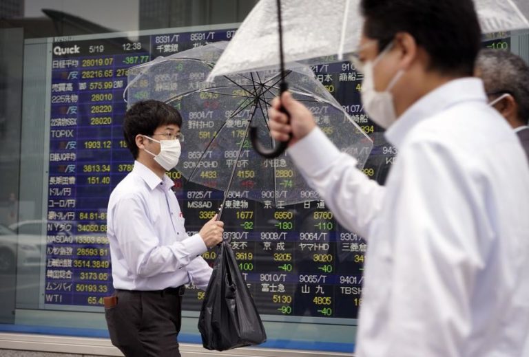 Bolsa de Tóquio abre a perder 0,89%
