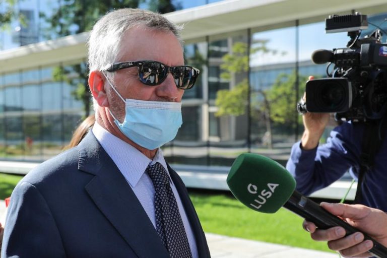 Vara conhece hoje decisão do caso em que é acusado de branqueamento de capitais