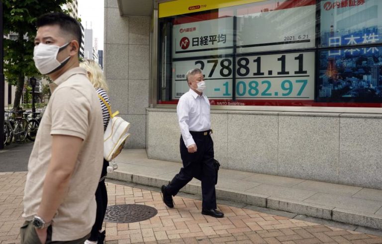 Bolsa de Tóquio abre a perder 1,13%