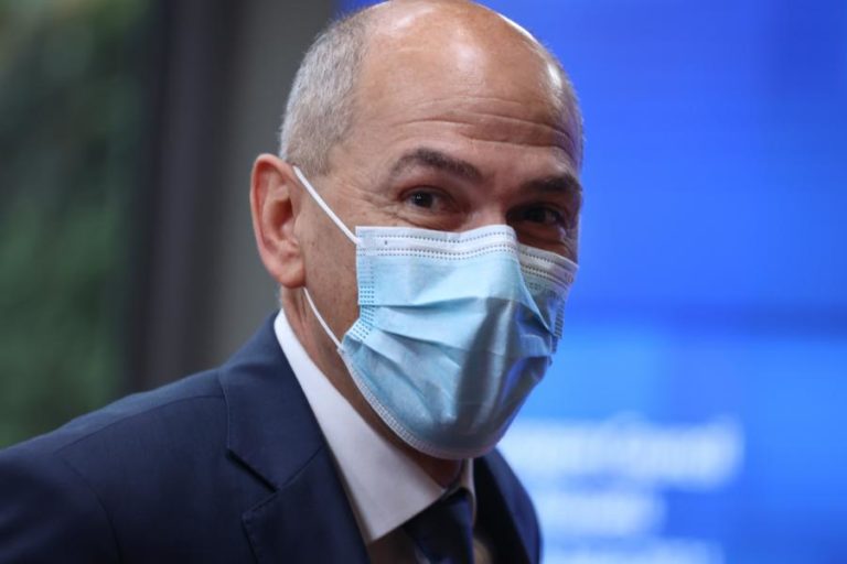 Covid-19: Alemanha deve respeitar certificado ou ninguém o levará a sério, diz PM esloveno
