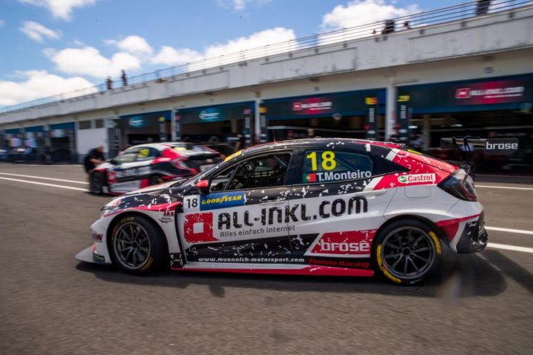 Tiago Monteiro somou dois pontos em Aragão no WTCR
