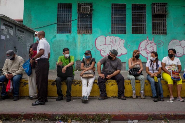Covid-19: Venezuela flexibiliza confinamento durante sete dias