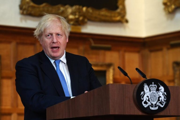 PM britânico confirma que maioria das tropas britânicas já saiu do Afeganistão 