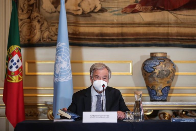 Mundo enfrenta “furacão de crises humanitárias” – António Guterres