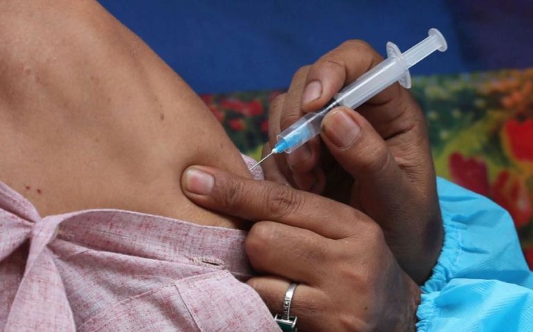 Covid-19: OMS defende equidade no reconhecimento das vacinas