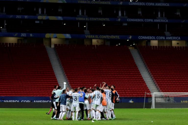 Copa América: Argentina bate Colômbia nos penálitis e está na final com o Brasil