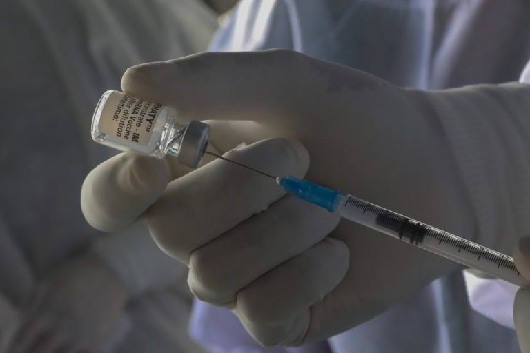 Covid-19: Segunda dose da AstraZeneca não necessita de marcação – `task force´