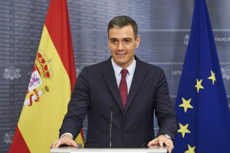 Pedro Sánchez anuncia hoje grande remodelação do Governo em Espanha