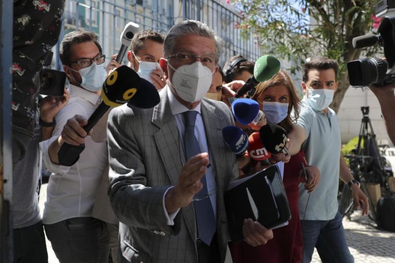 CORREÇÃO DE TÍTULO: Cartão Vermelho: Vieira diz convicto de que não cometeu crimes, afirma advogado