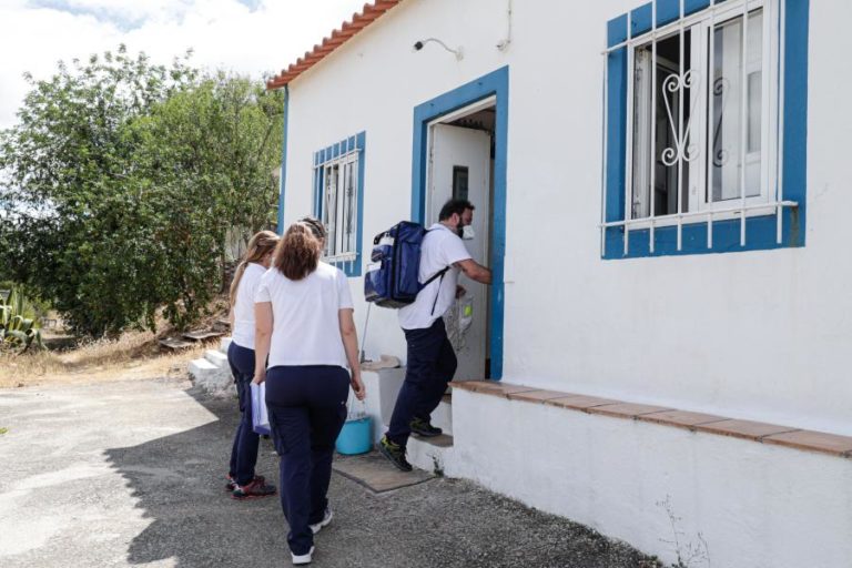 Doentes e profissionais elogiam hospitalização domiciliária de Portimão