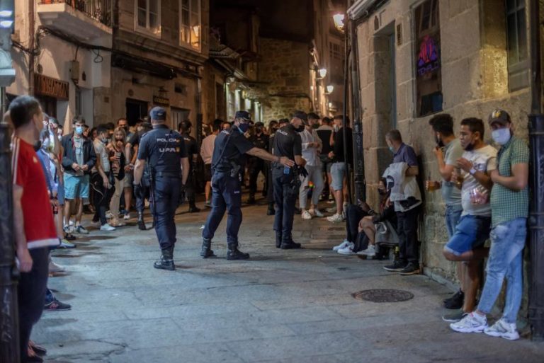 Covid-19: Contágios em Espanha sobem para 644 casos por cada 100.000 habitantes