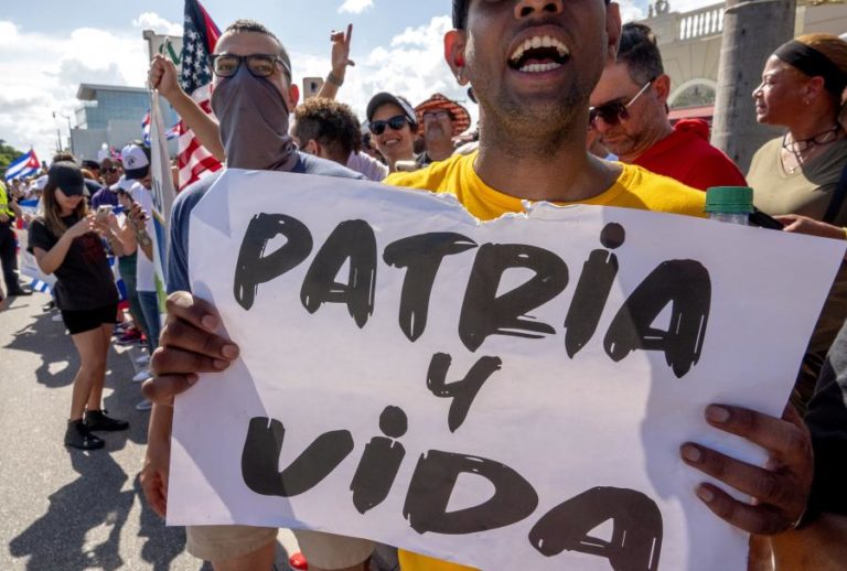 Autoridades cubanas detiveram uma centena de dissidentes do regime