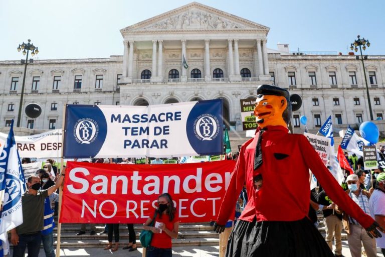 Sindicatos consideram que começam a formar-se condições para greve geral dos bancários