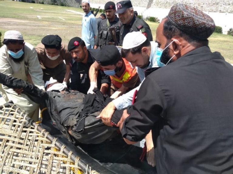 Oito mortos em ataque à bomba no Paquistão