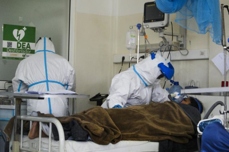 Covid-19: Vovó Lúcia luta contra a terceira vaga, a mais grave em Moçambique