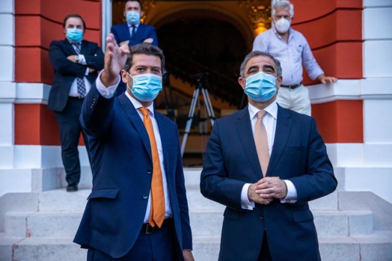 Presidente do Governo dos Açores e líder do Chega asseguram estabilidade