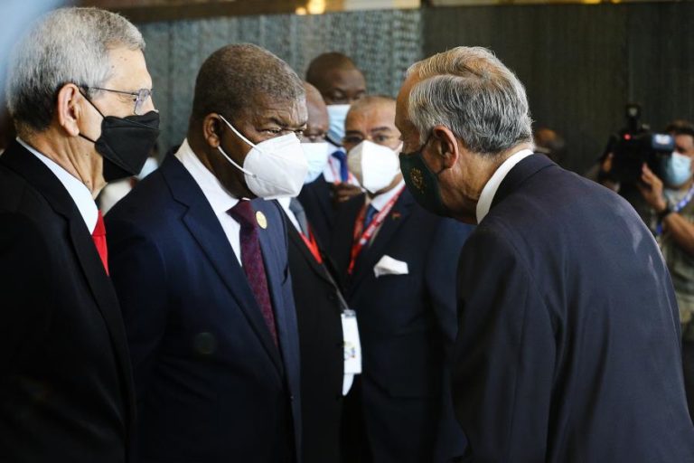 CPLP: Costa e Marcelo reuniram-se com vice-presidente do Brasil antes do início da cimeira