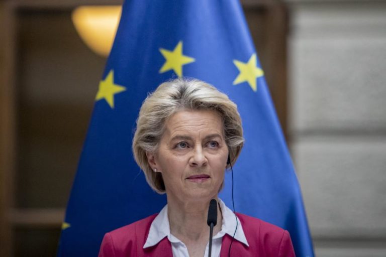 Caso de espionagem em massa é “totalmente inaceitável” – presidente da CE