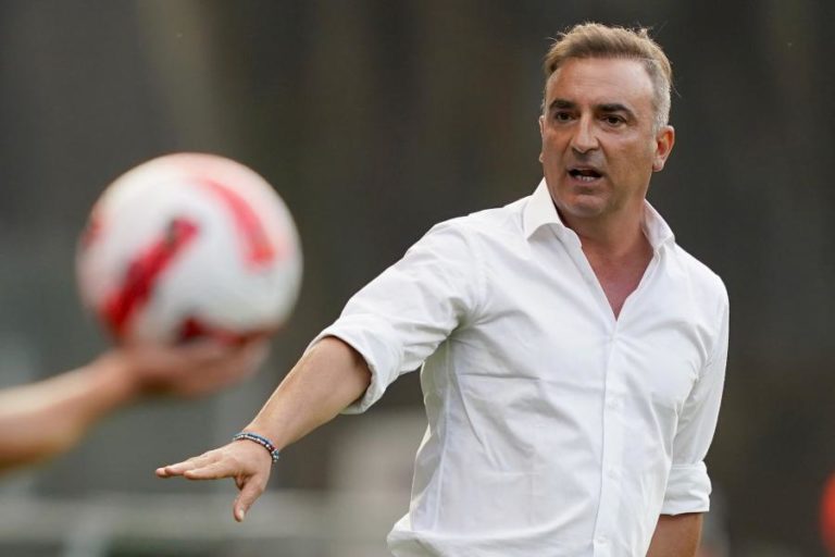 Carlos Carvalhal tem “muito respeito pelo Sporting”, mas quer inédita Supertaça