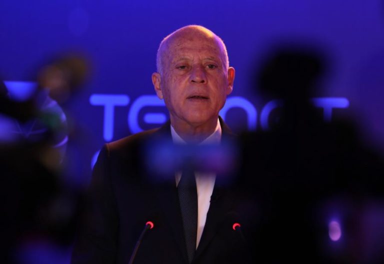 Tunísia: Presidente anuncia ataque à corrupção após concentrar poderes