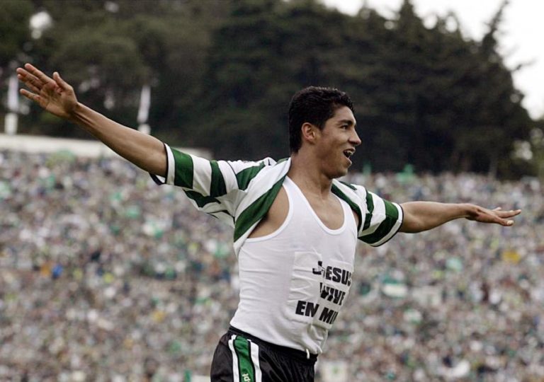 Mário Jardel oferece Bota de Ouro de 2001/02 ao Sporting