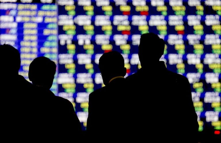 Bolsa de Tóquio fecha a perder 0,36%