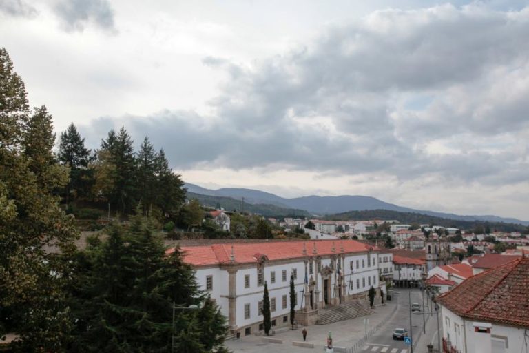 Candidaturas abertas para Prémio Vergílio Ferreira do município de Gouveia