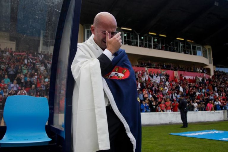 Rui Cordeiro demite-se da presidência do Santa Clara em divergência com a SAD